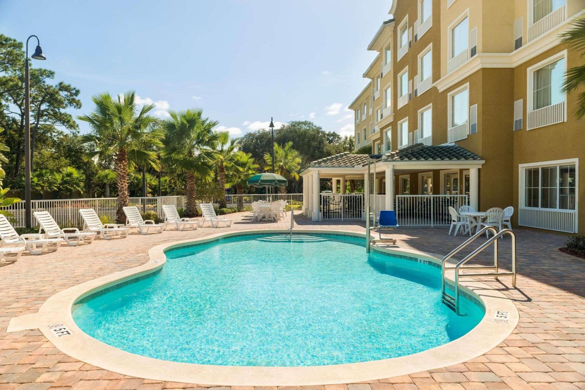 Country Inn & Suites By Radisson, Port Orange-Daytona, Fl Exterior photo